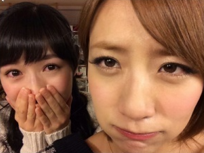 「最終ベルが鳴る」でのまゆゆ、たかみな