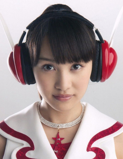 百田夏菜子の衣装姿