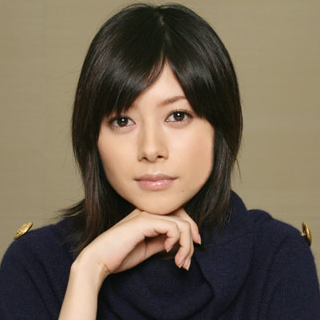 真木よう子